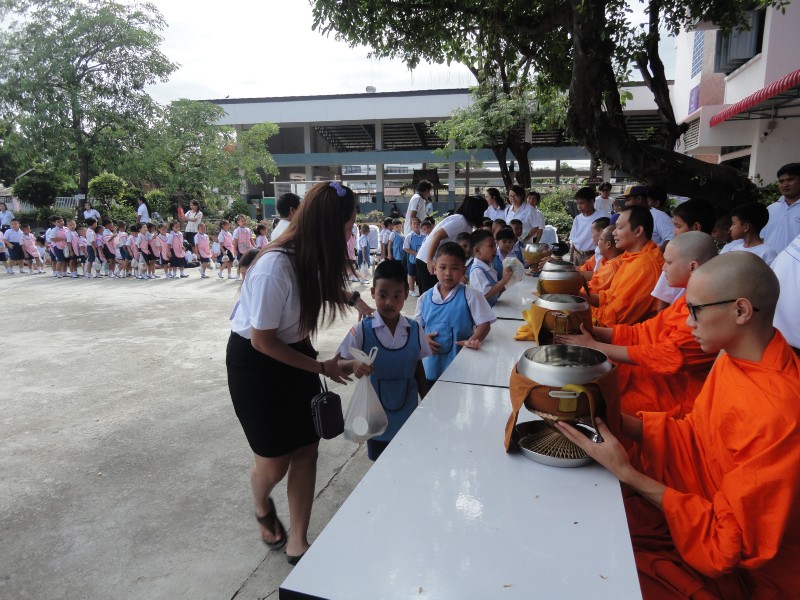 วันเข้าพรรษาและวันอาสาฬหบูชา (36).JPG