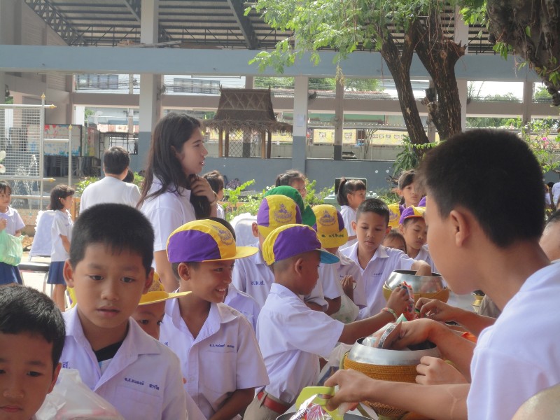 วันเข้าพรรษาและวันอาสาฬหบูชา (54).JPG