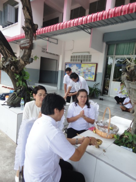 วันเข้าพรรษาและวันอาสาฬหบูชา (56).JPG