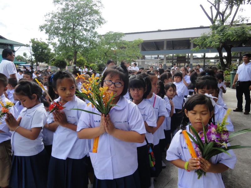 วันเข้าพรรษาและวันอาสาฬหบูชา (61).JPG