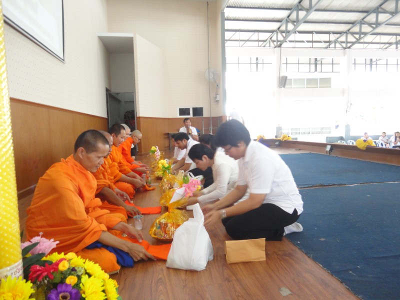 วันเข้าพรรษาและวันอาสาฬหบูชา (87).JPG