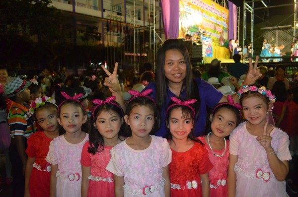 2557-2-28 วันดอกนนทรีบาน (55).JPG