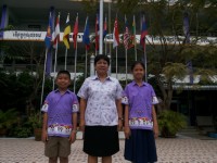 รับเกียติบัตรงานศิลปหัตกรรม (1).jpg