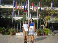 รับเกียติบัตรงานศิลปหัตกรรม (24).JPG
