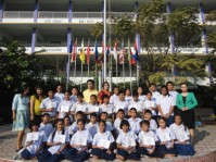 รับเกียติบัตรงานศิลปหัตกรรม (27).JPG