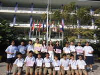 รับเกียติบัตรงานศิลปหัตกรรม (37).JPG