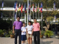 รับเกียติบัตรงานศิลปหัตกรรม (45).JPG