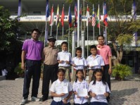 รับเกียติบัตรงานศิลปหัตกรรม (47).JPG