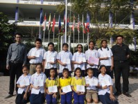 รับเกียติบัตรงานศิลปหัตกรรม (48).JPG