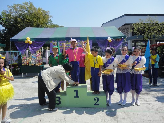 กีฬาสี57 (22).JPG