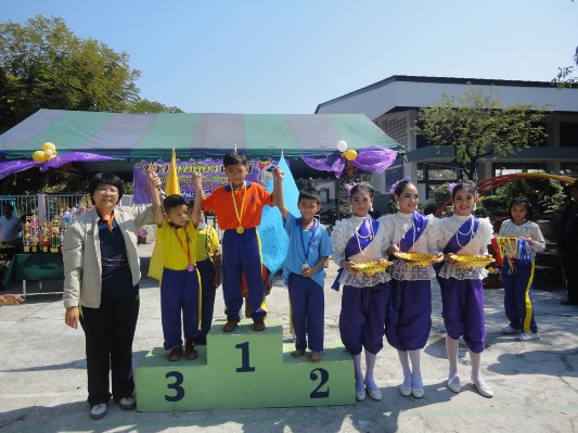 กีฬาสี57 (26).JPG