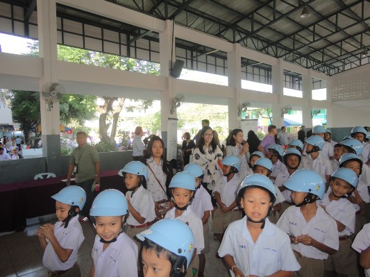 รับหมวกDenso (2).JPG