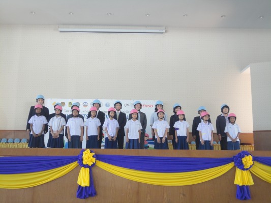 รับหมวกDenso (8).JPG
