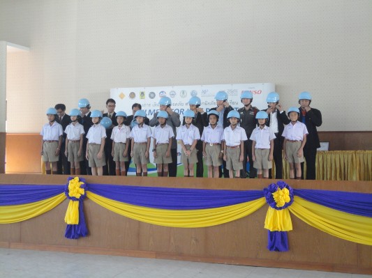 รับหมวกDenso (9).JPG