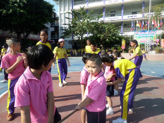 งานวันเด็ก (101).JPG
