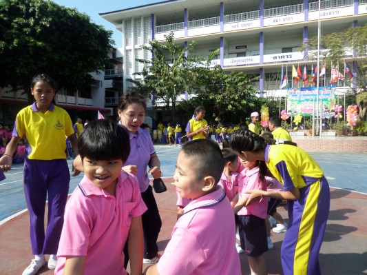 งานวันเด็ก (103).JPG