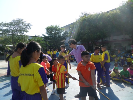 งานวันเด็ก (104).JPG