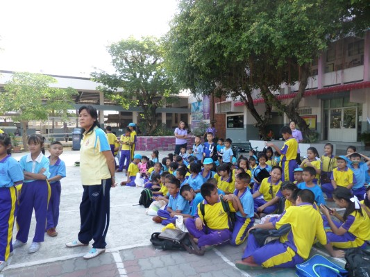 งานวันเด็ก (106).JPG