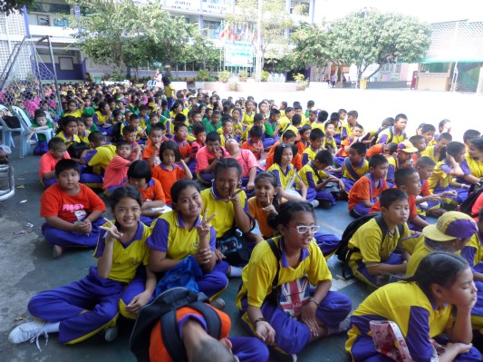 งานวันเด็ก (184).JPG