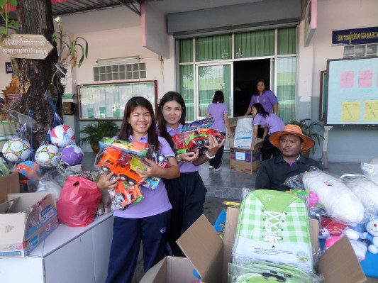 งานวันเด็ก (188).JPG