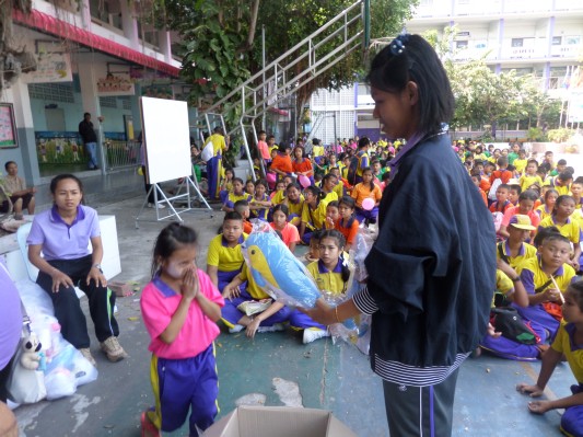งานวันเด็ก (194).JPG