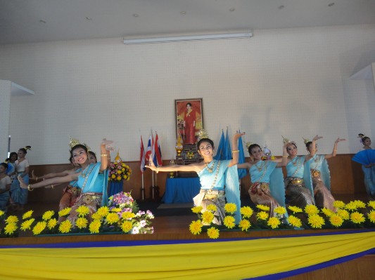 2557-8-8 วันแม่แห่งชาติ (159).JPG