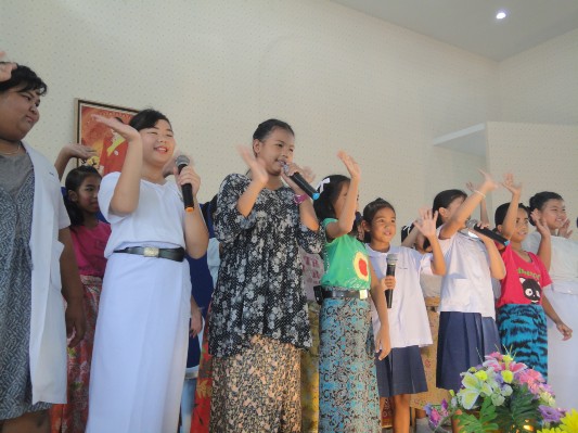 2557-8-8 วันแม่แห่งชาติ (213).JPG