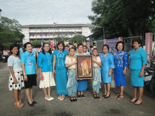 2557-8-8 วันแม่แห่งชาติ (2).JPG